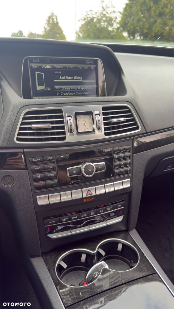 Mercedes-Benz Klasa E 500 7G-TRONIC V8 Edition - 25