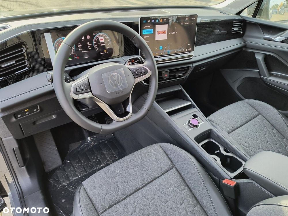 Volkswagen Tiguan - 12