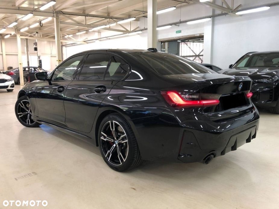 BMW Seria 3 330i xDrive M Sport sport - 5