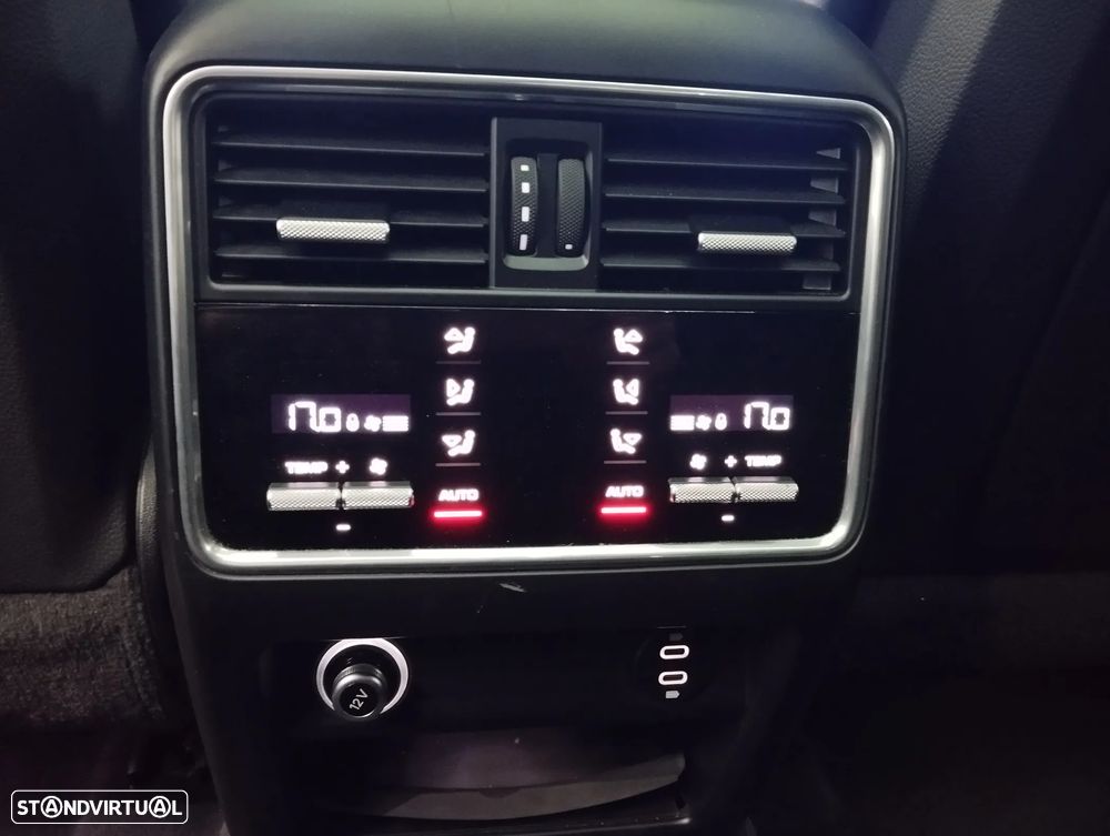 Porsche Cayenne Coupé E-Hybrid - 20