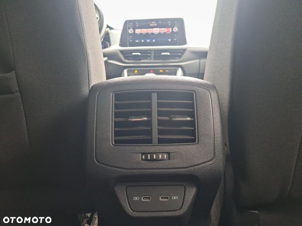 Volkswagen T-Roc 1.5 TSI Life - 24