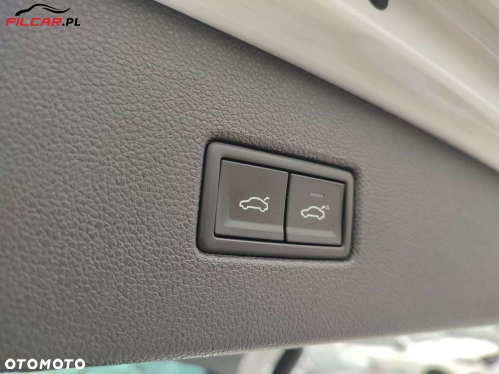 Volkswagen Tiguan - 31