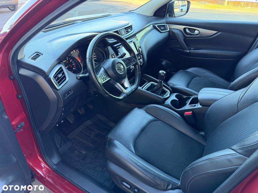 Nissan Qashqai 1.3 DIG-T Tekna - 16