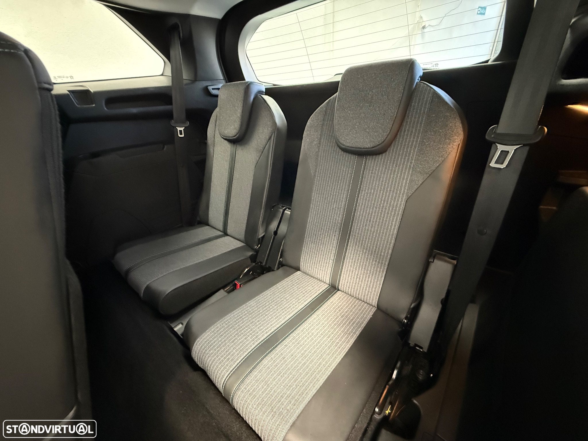Peugeot 5008 1.5 BlueHDi Allure - 24
