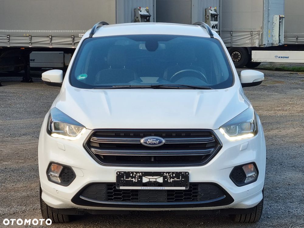 Ford Kuga 1.5 EcoBoost 2x4 ST-Line - 6