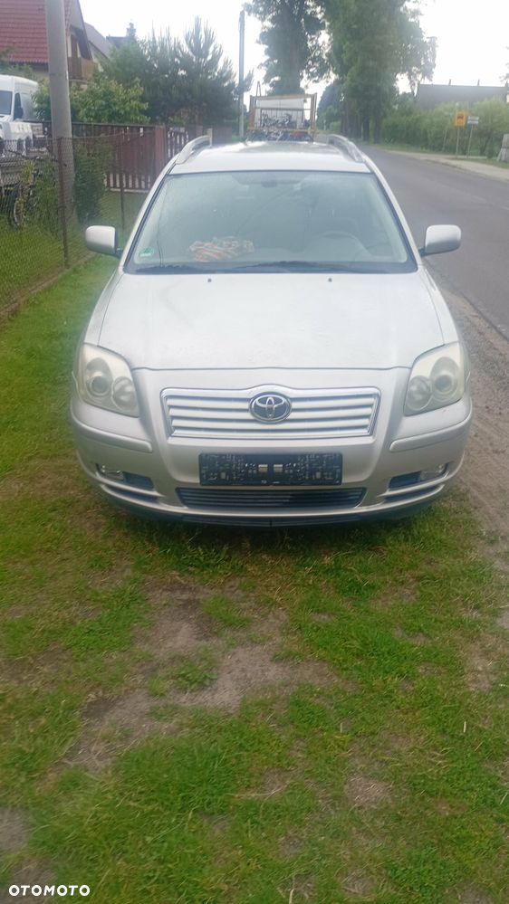 Toyota Avensis 2.0 D-4D - 3