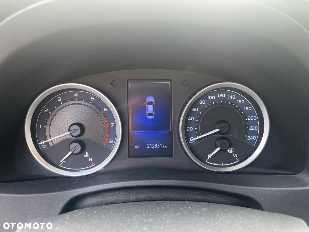 Toyota Corolla 1.6 Active - 5
