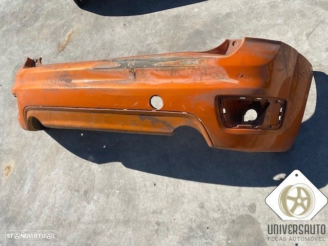 PARA-CHOQUES TRASEIRO FORD FOCUS II SEDAN 2006 - 1