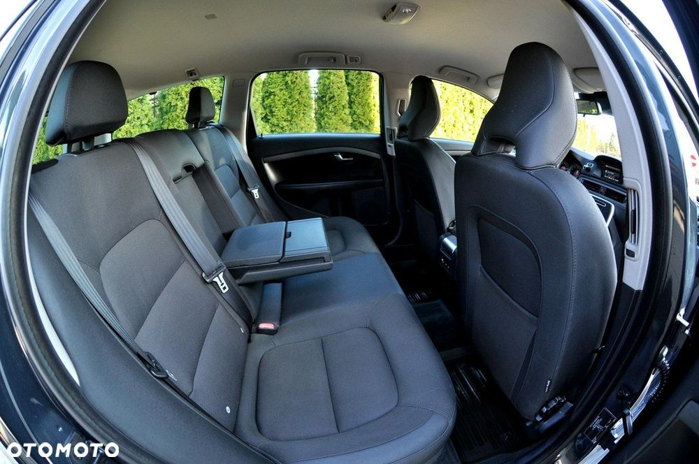 Volvo V70 2.5T Kinetic - 11