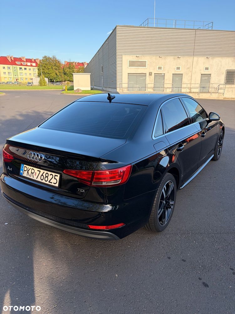 Audi A4 Limousine 2.0 TDI - 11