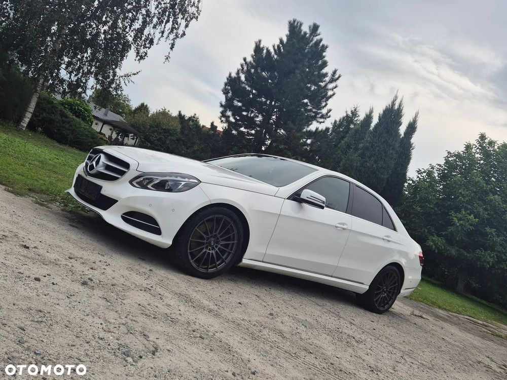 Mercedes-Benz Klasa E - 23