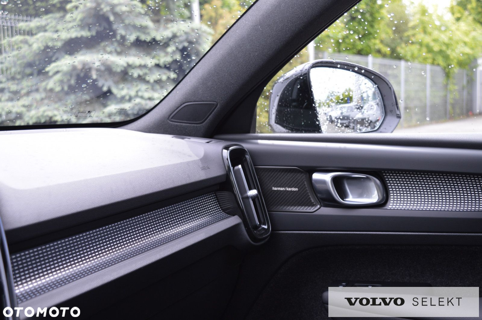 Volvo XC 40 - 29