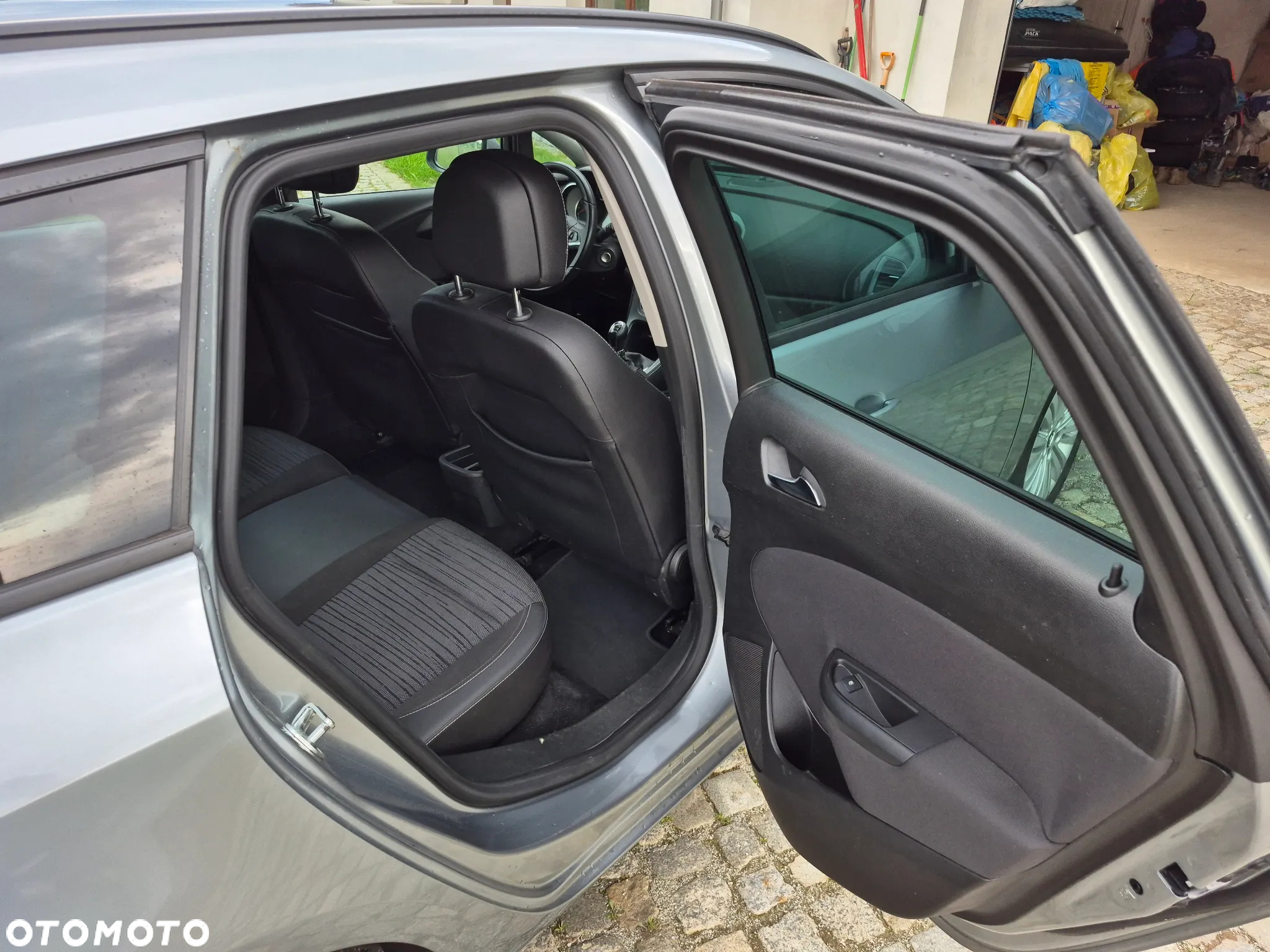 Opel Astra 1.4 Turbo Edition - 24