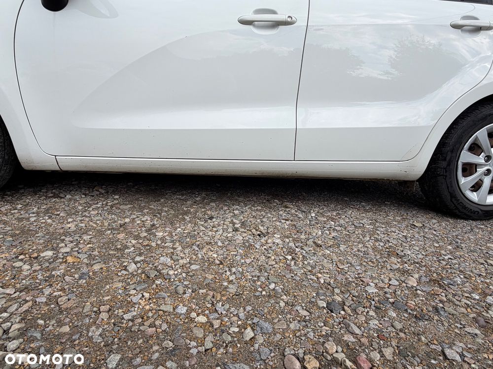 Kia Rio 1.1 crdi M - 9