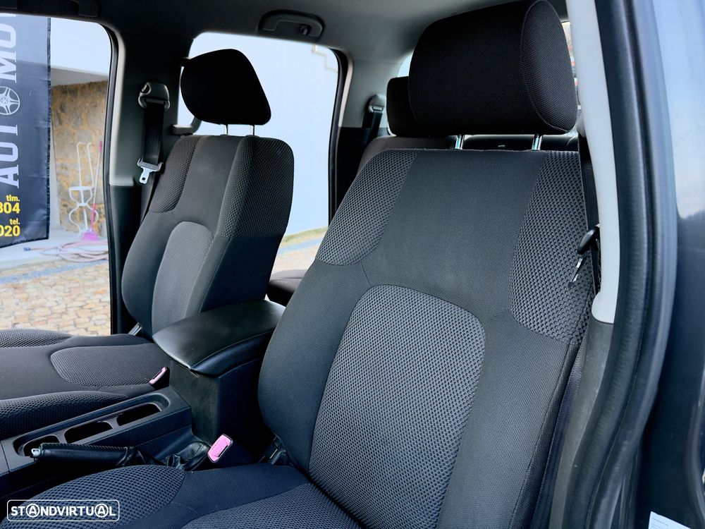 Nissan Navara 2.5 dCi CD SE - 39