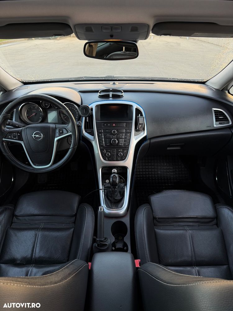 Opel Astra - 11