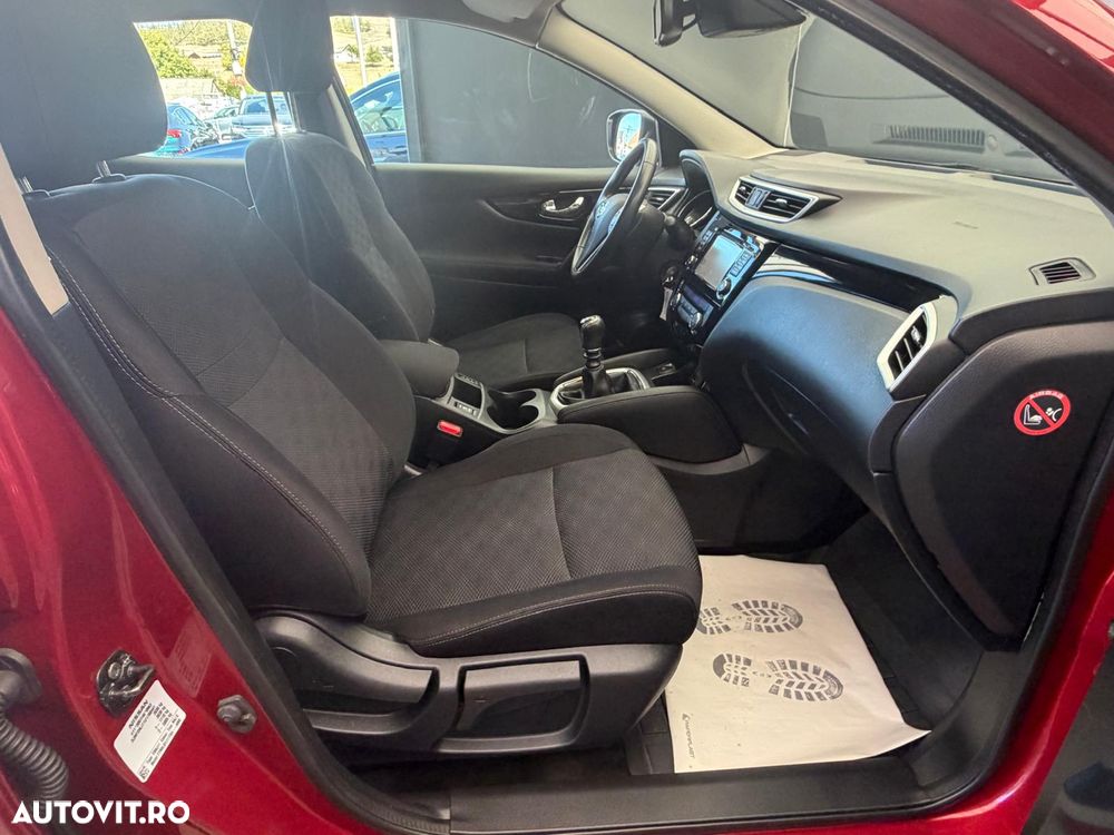 Nissan Qashqai 1.6 DCI ALL-MODE 4x4i ACENTA - 6