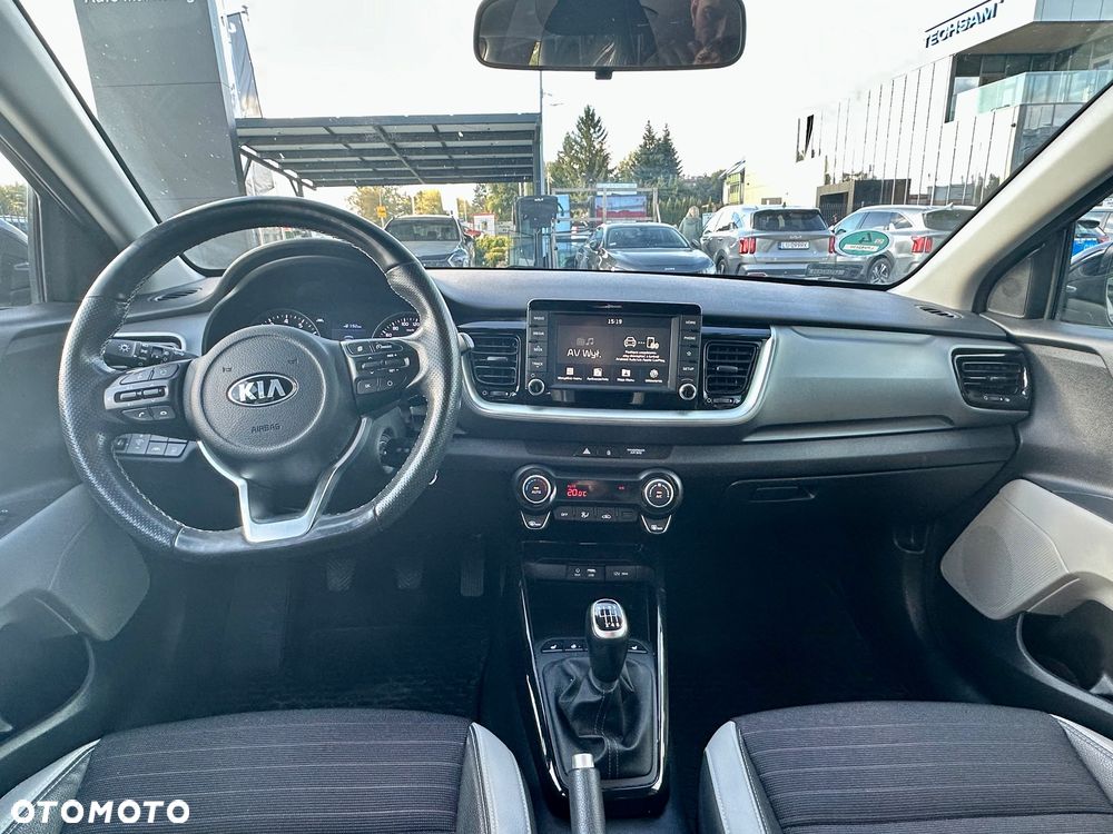 Kia Stonic 1.0 T-GDI L - 6