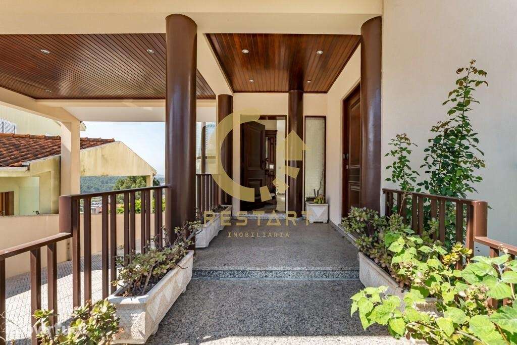 Moradia T4+2 Fânzeres com possibilidade de rentabilizar com arrendamen - Grande imagem: 5/36