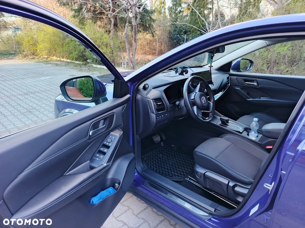 Nissan Qashqai 1.3 DIG-T N-Connecta DCT - 8