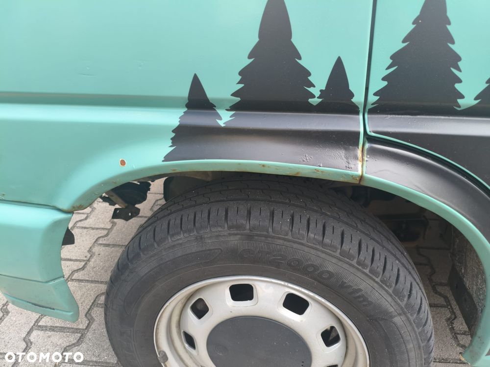 Volkswagen Transporter - 28