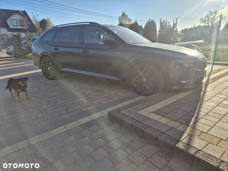 Skoda Superb 2.0 TSI 4x4 L&K DSG - 2