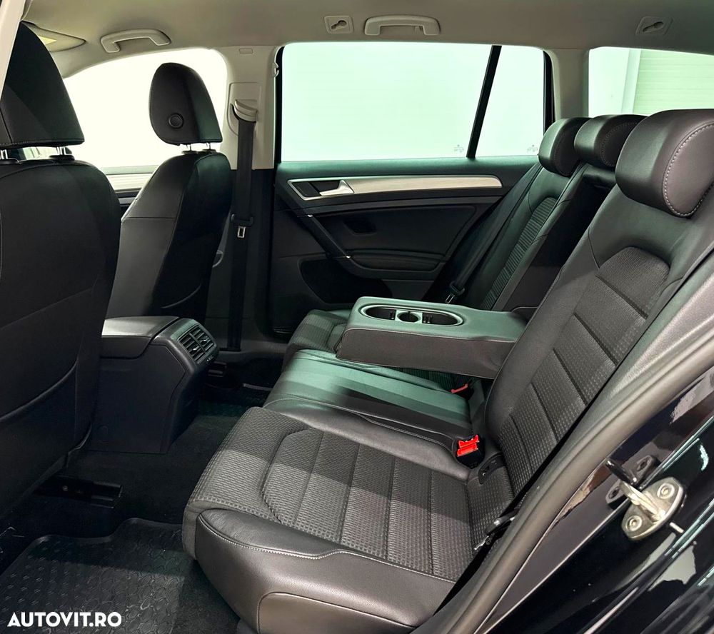 Volkswagen Golf 1.6 TDI DSG BMT Highline - 21
