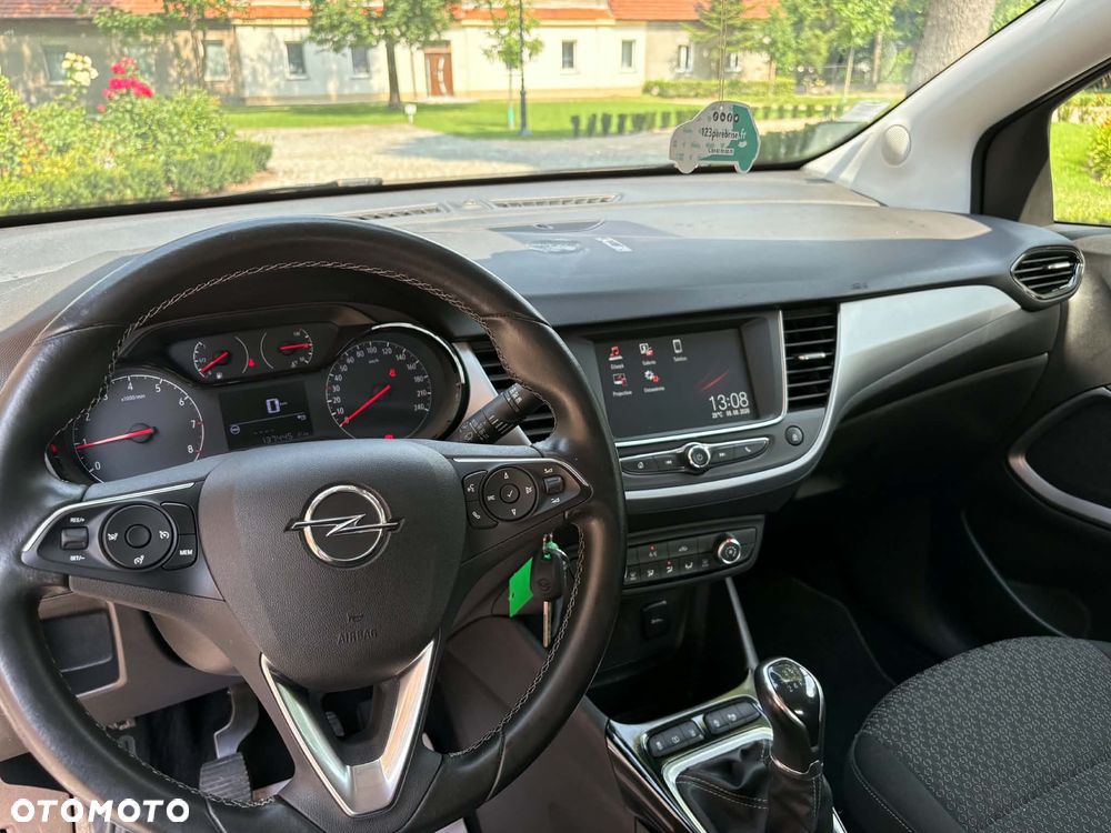 Opel Crossland X - 10