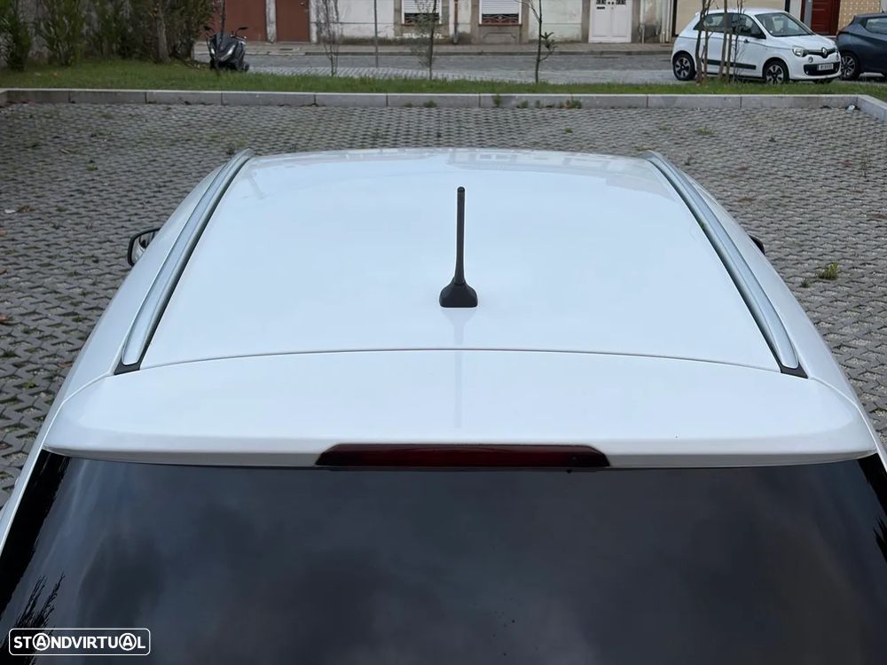 Ford Focus SW 1.5 TDCi Titanium - 14