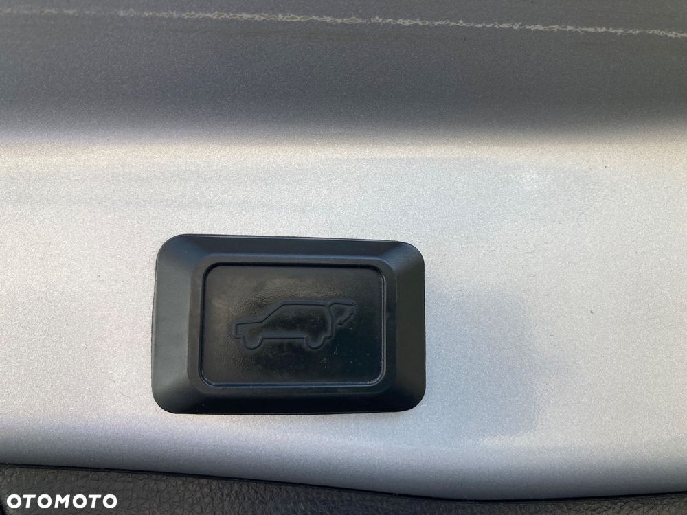 Toyota RAV4 2.0 Comfort 4x2 - 26
