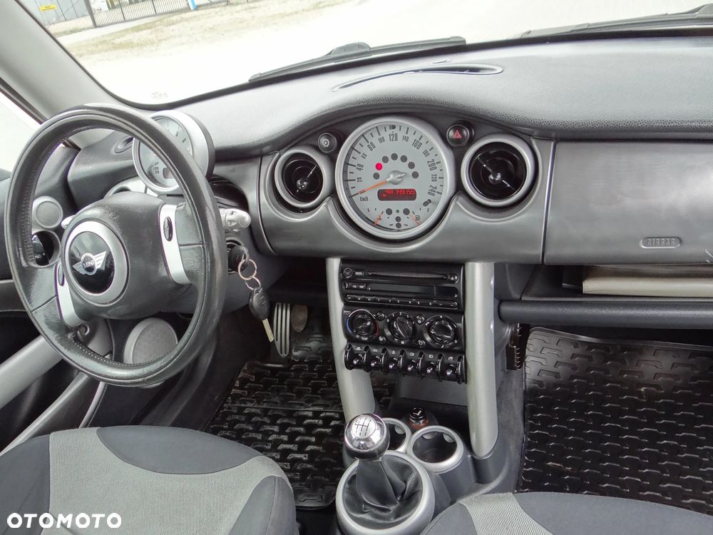 MINI Cooper S Standard - 7