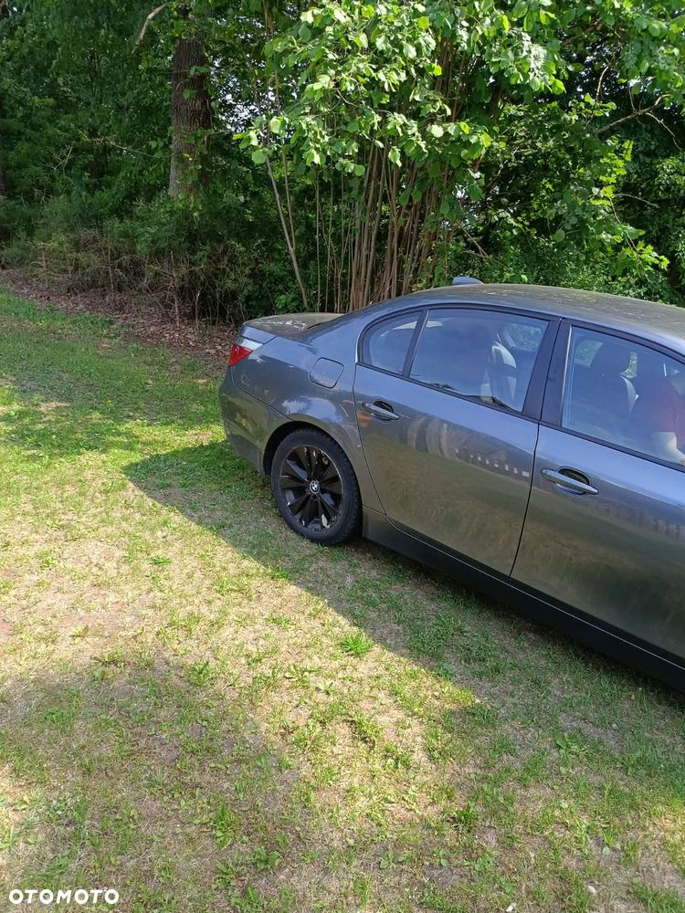 BMW Seria 5 - 10
