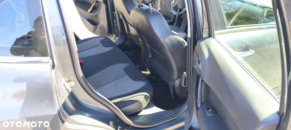 Citroën C3 Pure Tech (VTi) 82 Selection - 12