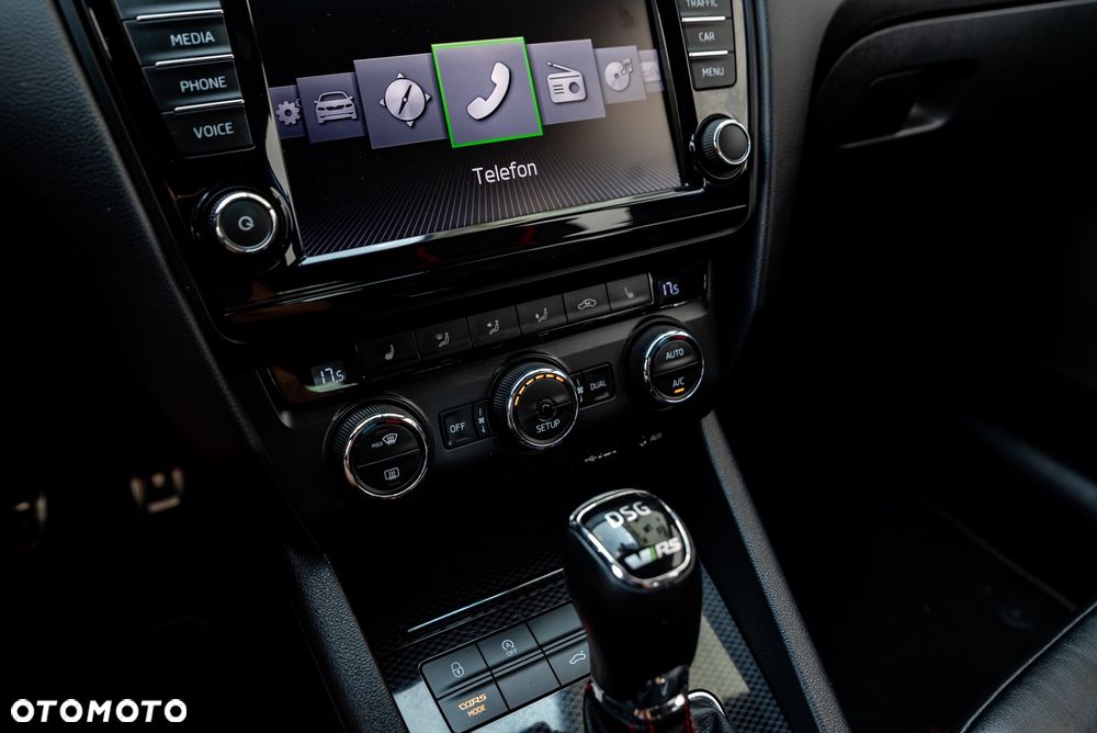 Skoda Octavia 2.0 TSI (Green tec) DSG RS - 36