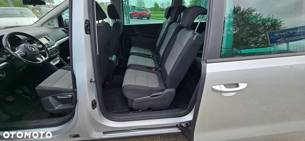 Volkswagen Sharan 2.0 TDI Highline - 9