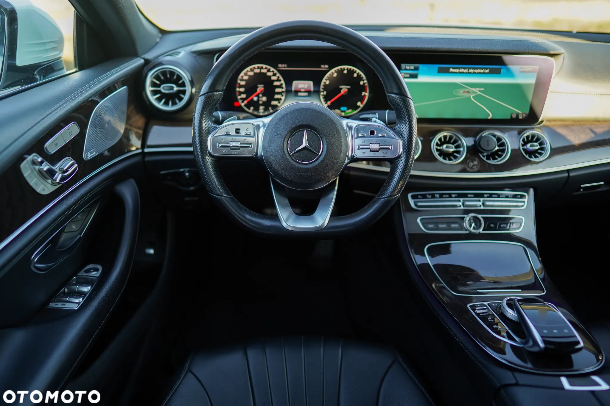 Mercedes-Benz CLS - 18