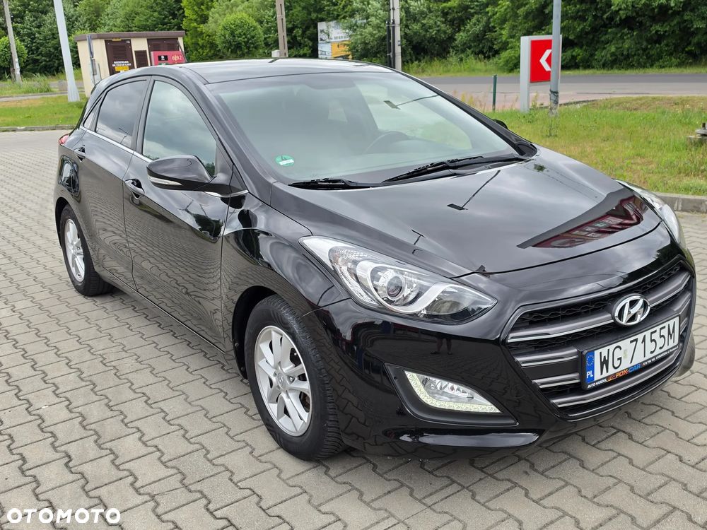 Hyundai i30 1.6 GDI BlueDrive Premium - 1