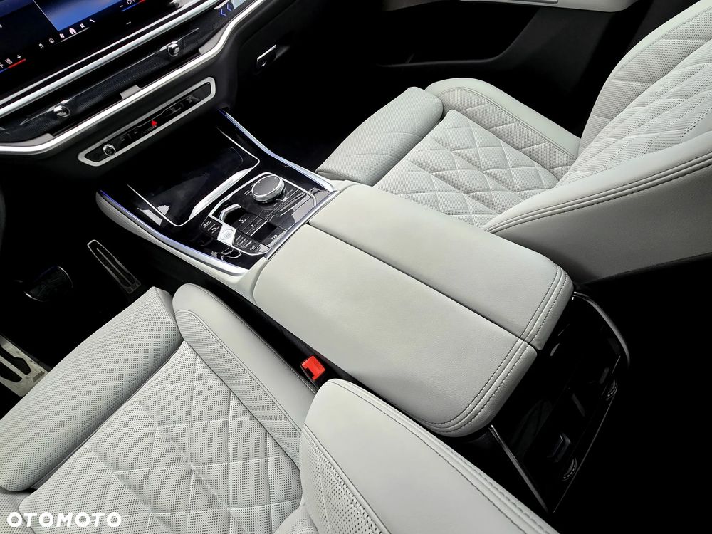 BMW X5 xDrive40i mHEV M Sport Edition sport - 9