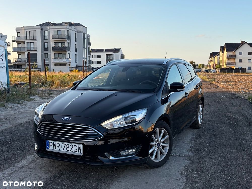 Ford Focus 1.0 EcoBoost STart-Stopp-System TITANIUM - 1
