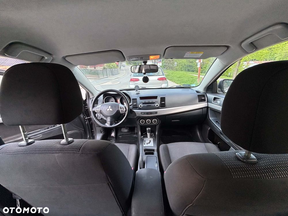 Mitsubishi Lancer 1.8 CVT Intense - 8