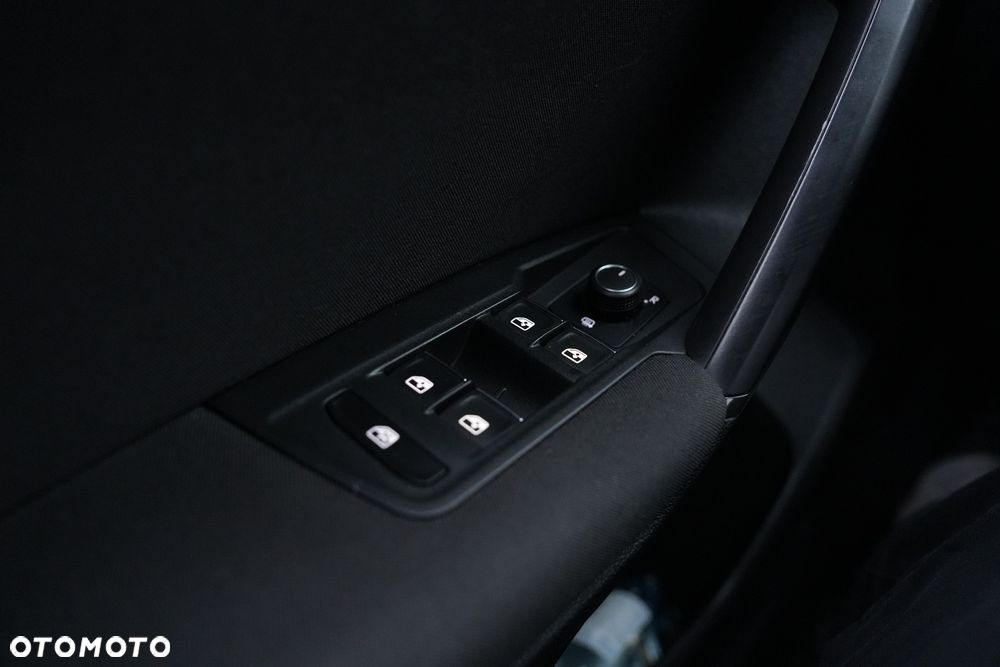 Volkswagen Tiguan - 21