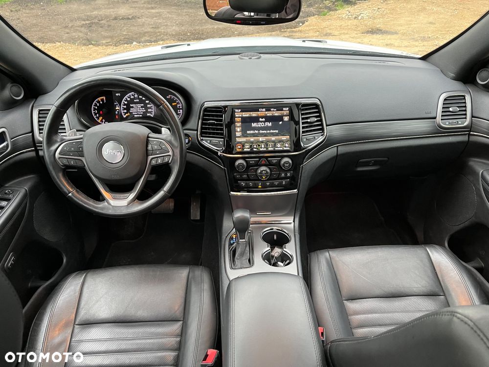Jeep Grand Cherokee - 19