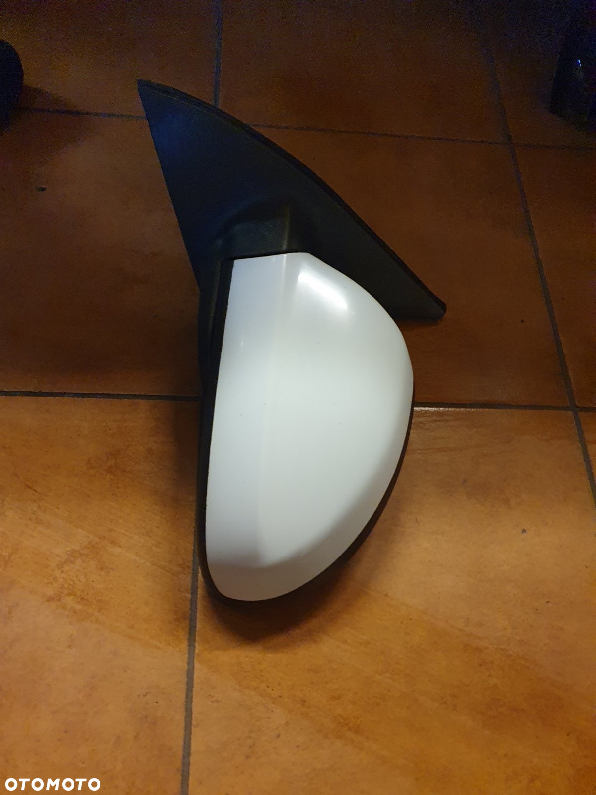 LUSTERKO LEWE KIA CEED 1 5 PIN KOD WD - 3