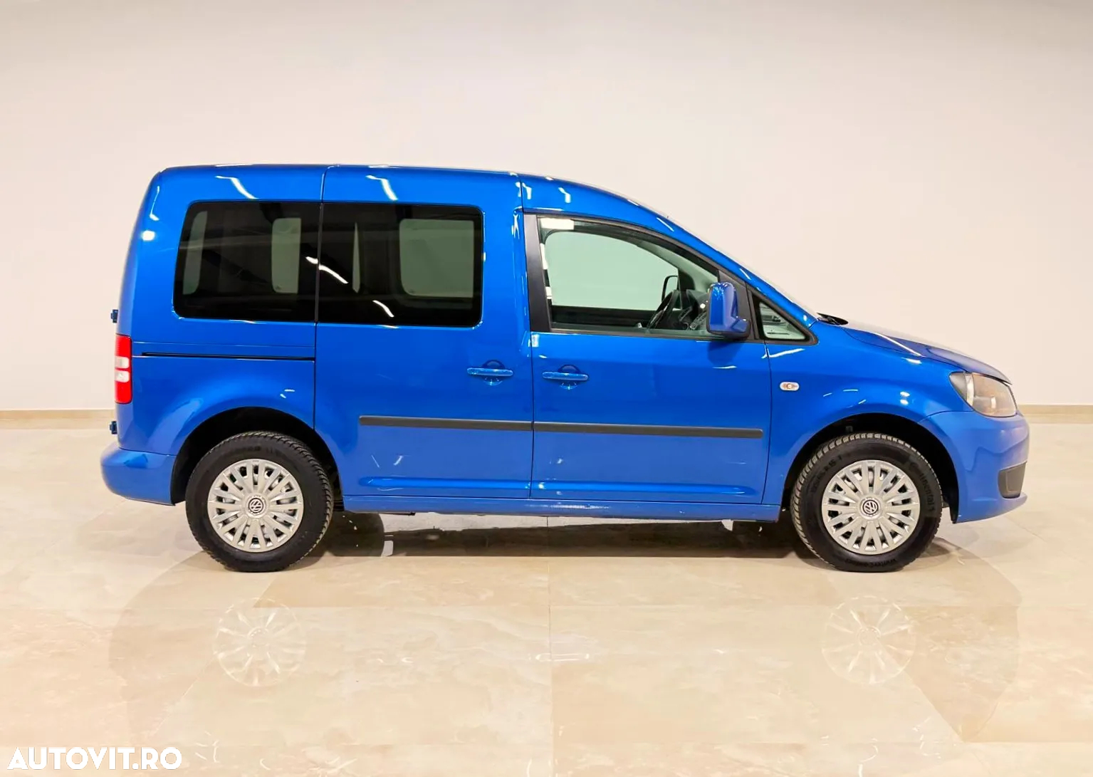 Volkswagen Caddy 1.6 TDI Comfortline - 12