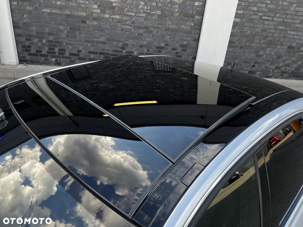 Mercedes-Benz Klasa E 63 AMG - 7