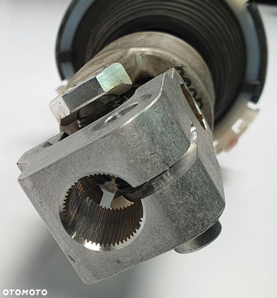 KRZYŻAK KOLUMNY KIEROWNICZEJ MERCEDES W205 A2054620478 A2314600056 - 3