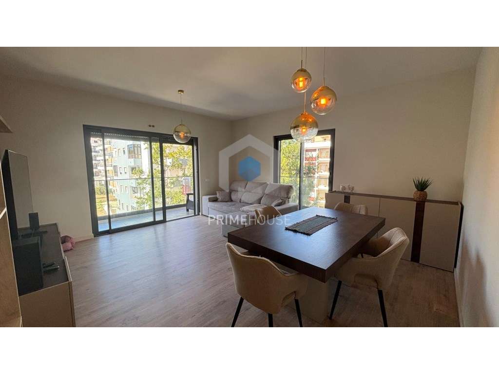 Apartamento de Sonho T4 - Viva com Conforto e Elegância Perto do Mar! - Grande imagem: 2/34