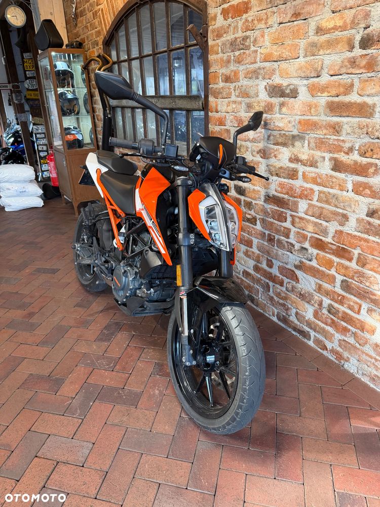 KTM Duke 125 - 2