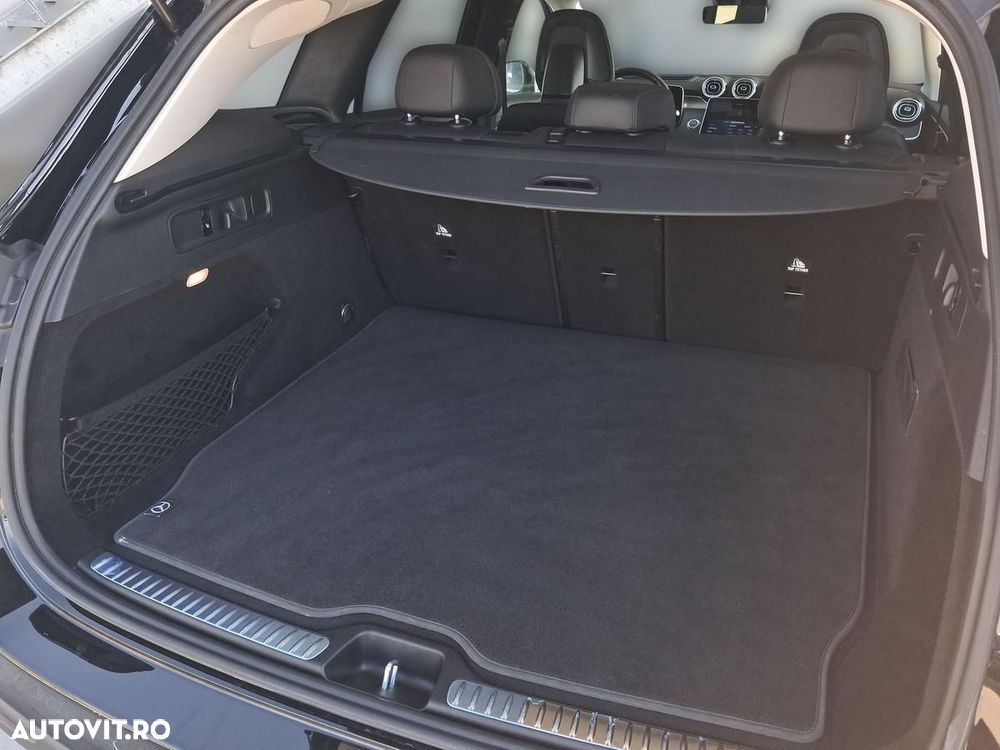 Mercedes-Benz GLC 300 4MATIC MHEV - 28