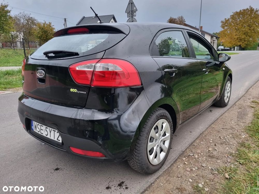 Kia Rio 1.1 crdi M - 13